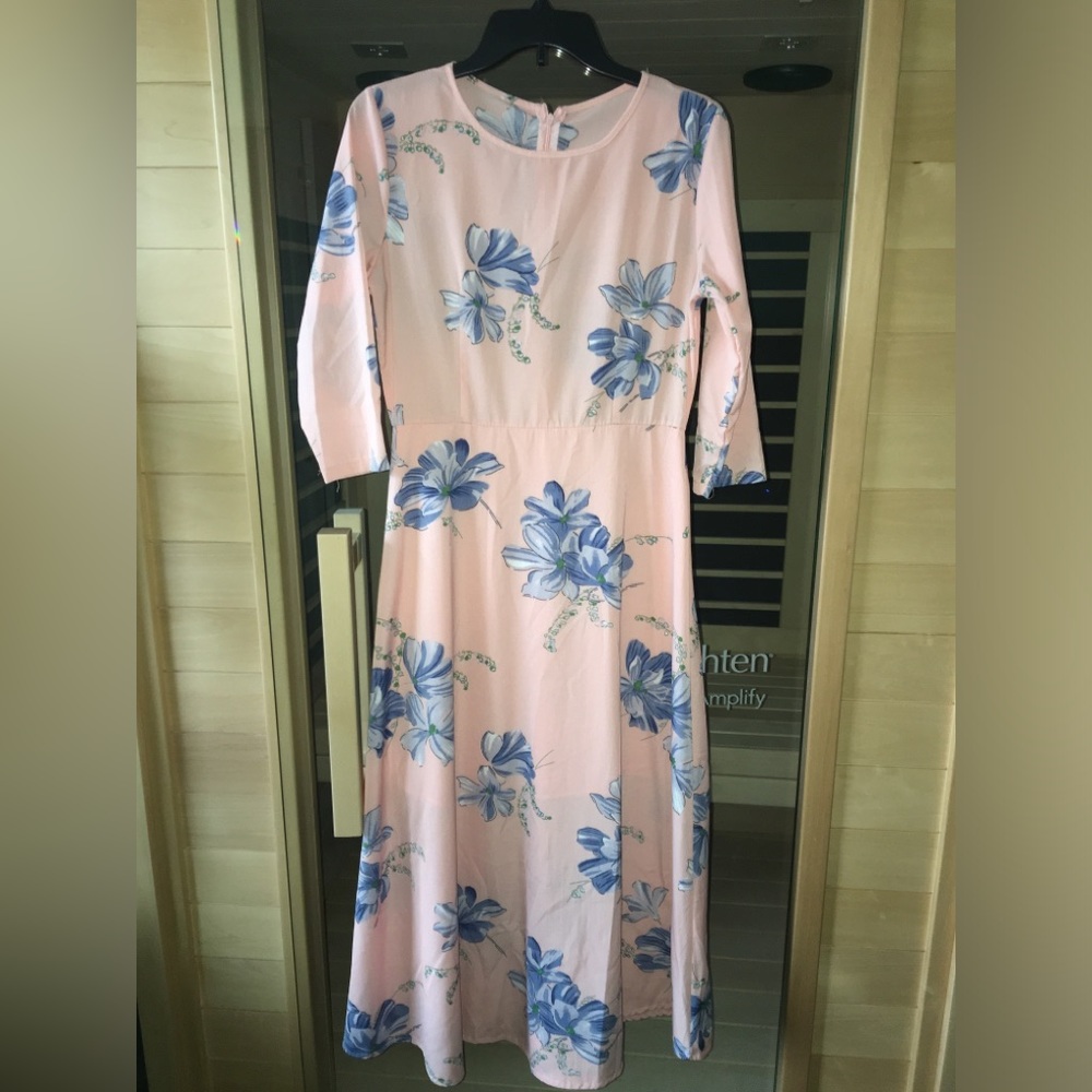 Pink blue floral 3/4 sleeve dress zip up back size medium